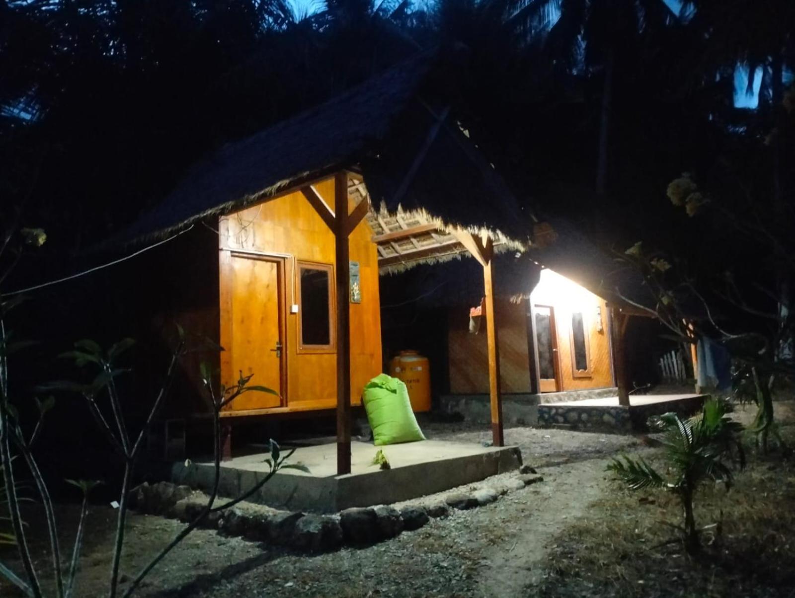 Atuh Garden Silent Glamping Perkemahan